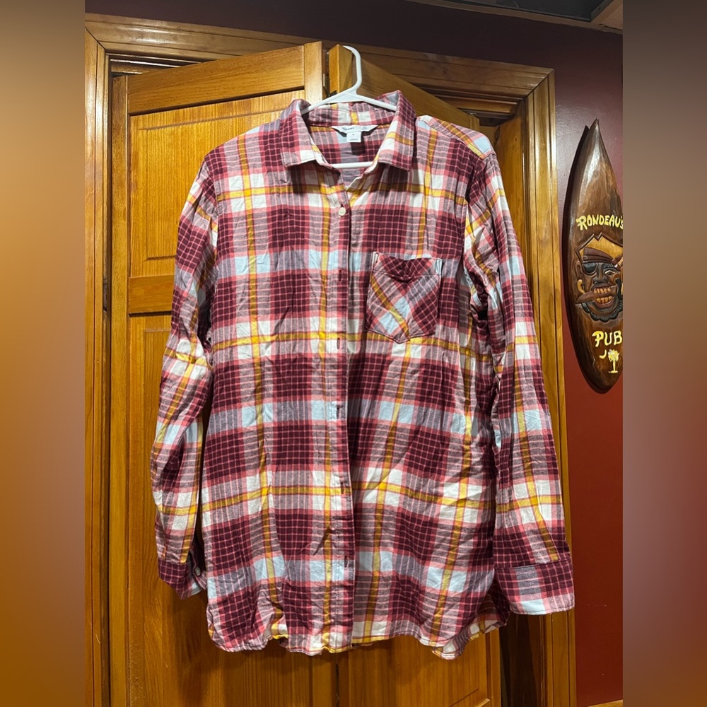 Women’s Old Navy Shirt